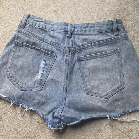 Denim shorts with stars size 25 - Picture 3 of 3